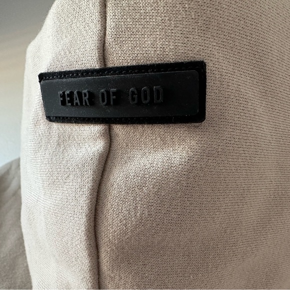 Essentials Fear of God Hoodie. Xtra Small - Picture 6 of 9